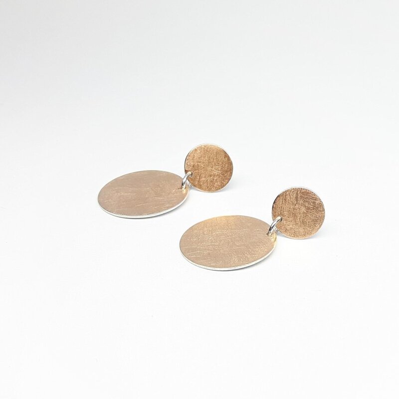 Boucles d'oreilles en or rouge 18kt et argent 925/-. 