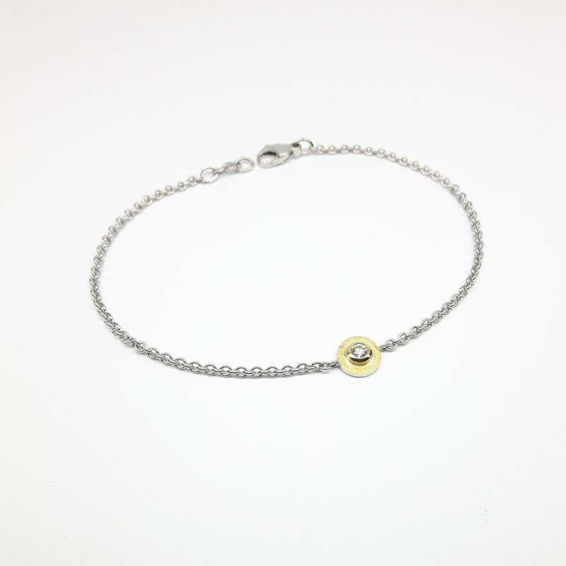 Bracelet en or fin, argent 925/- et brillant.
