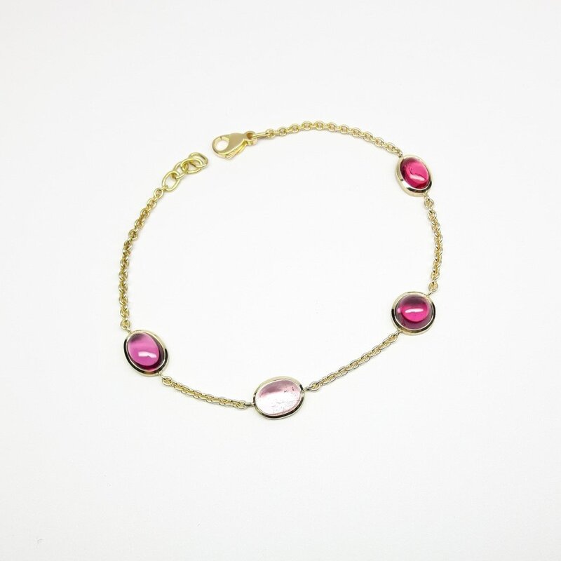 Bracelet en or jaune 18kt et tourmalines. Pièce unique.