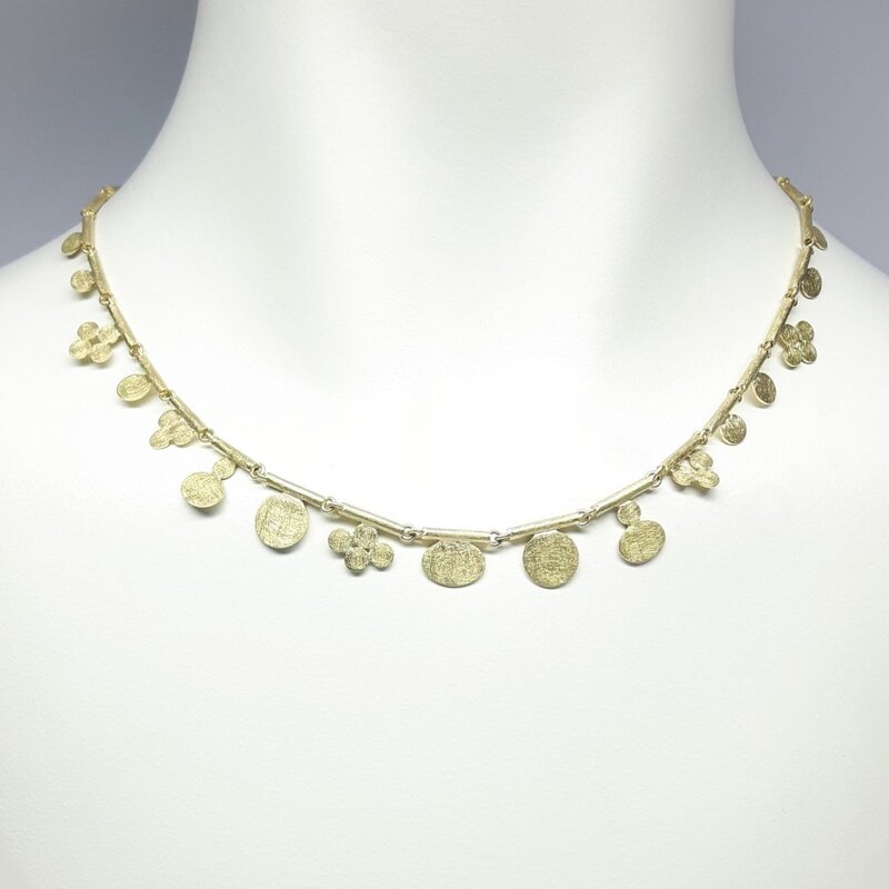 Collier fait main en or jaune 18kt. pièce unique.