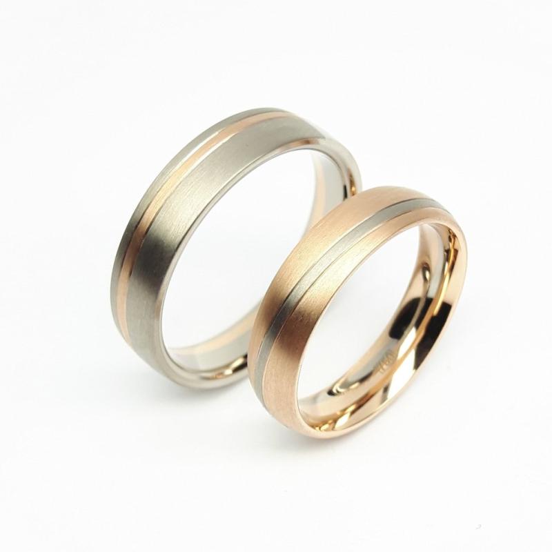 Bague en or blanc et rouge 18kt.