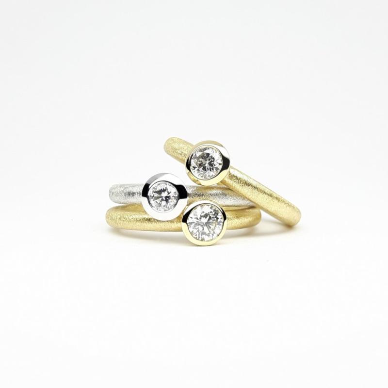 Bague en or jaune/blanc 18kt et diamant 1,17ct.