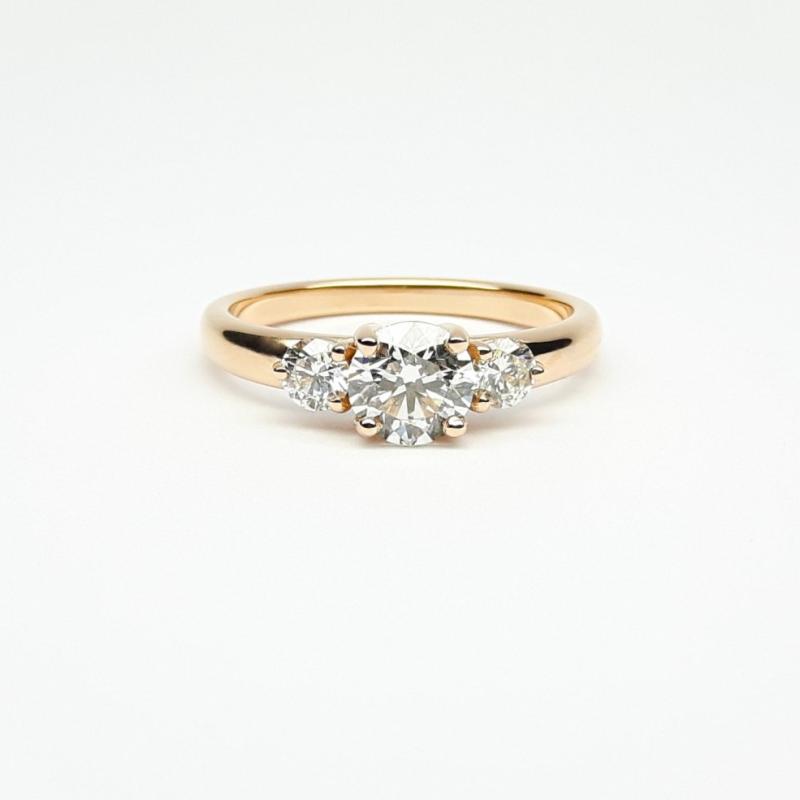 Bague en or rouge 18kt et diamants 1,06ct. Pièce unique.