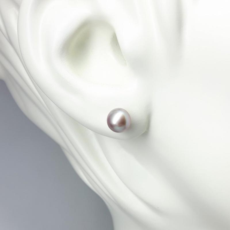 Boucles d'oreilles en or blanc 18kt et perles grises d'eau douce 6,5-7mm.