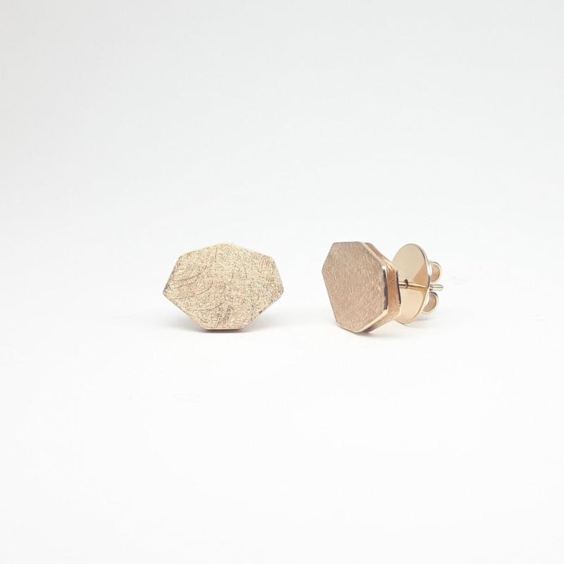 Boucles d'oreilles en or rouge 18kt. Pièce unique.