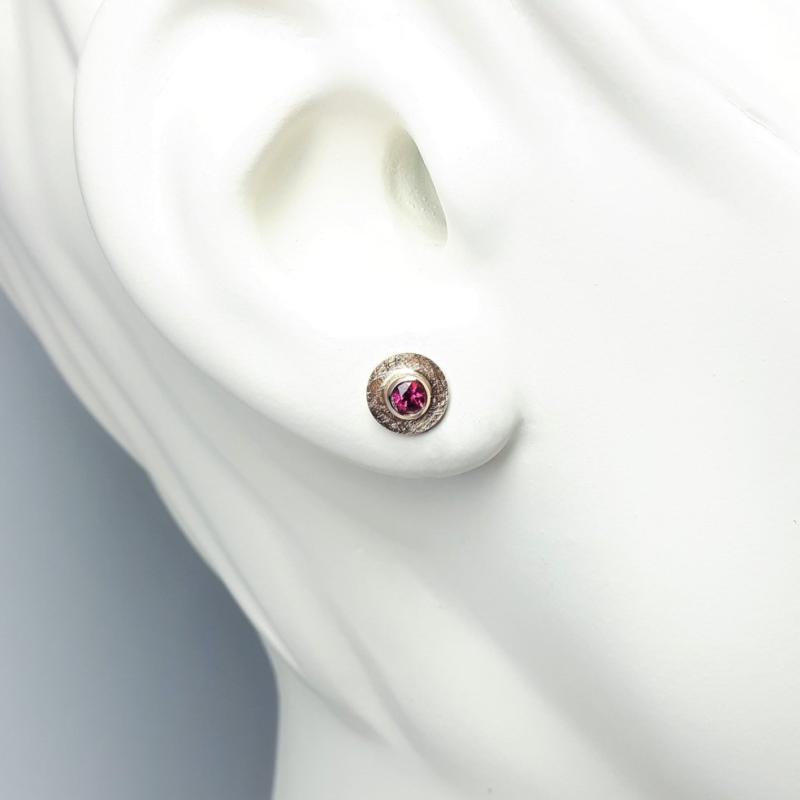 Boucles d'oreilles en or rouge 18kt et tourmaline rose.