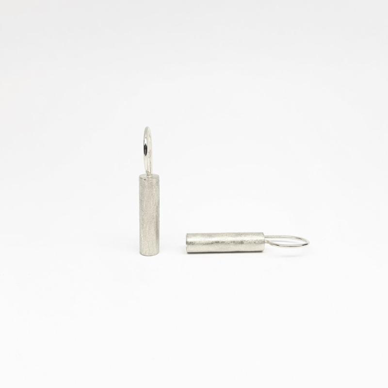 Boucles d'oreilles en argent 925/-.