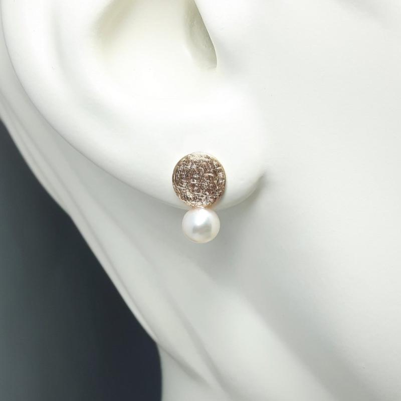 Boucles d'oreilles en or rouge 18kt et perles Akoya.