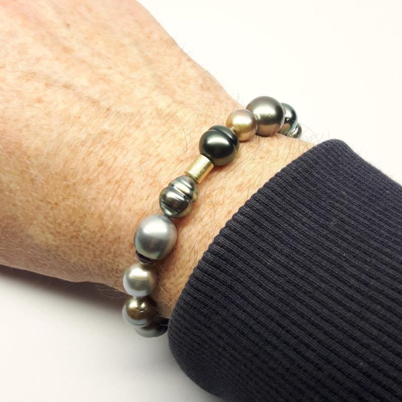 Bracelet en perles de tahiti et or jaune 18kt. Pièce unique.