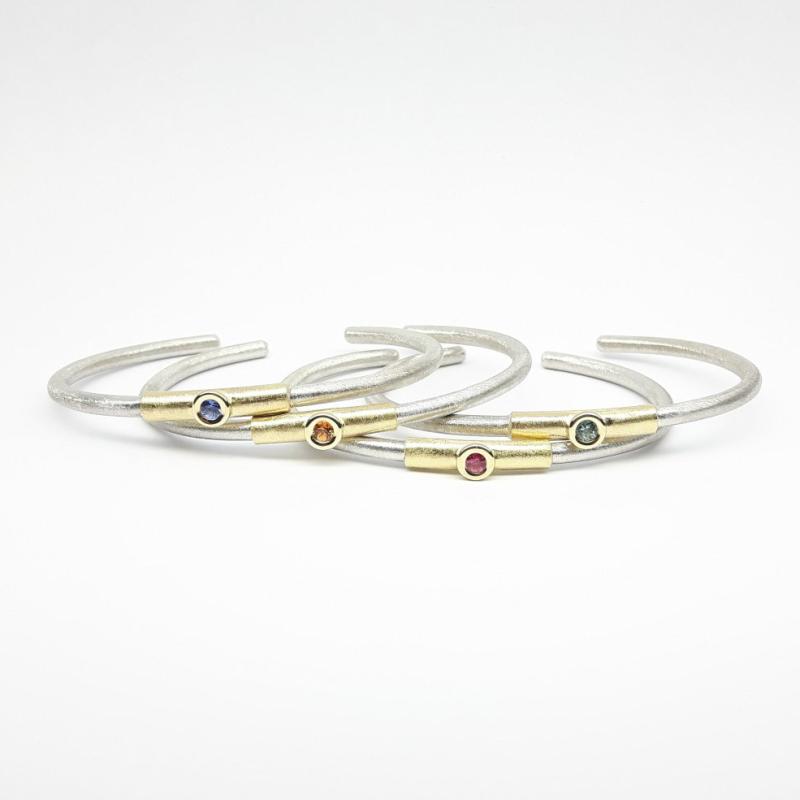 Bracelet en argent 925-., or jaune 18kt et tourmaline verte.