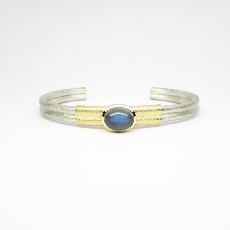 Bracelet en argent 925-., or jaune 18kt et labradorite.