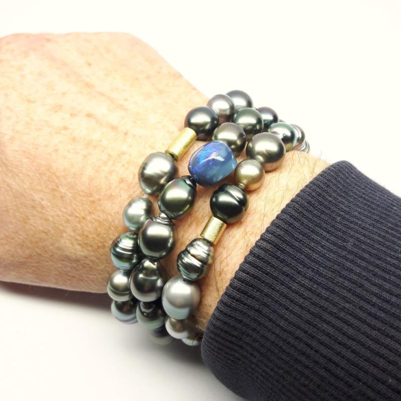 Bracelet en perles de tahiti et or jaune 18kt. Pièce unique.