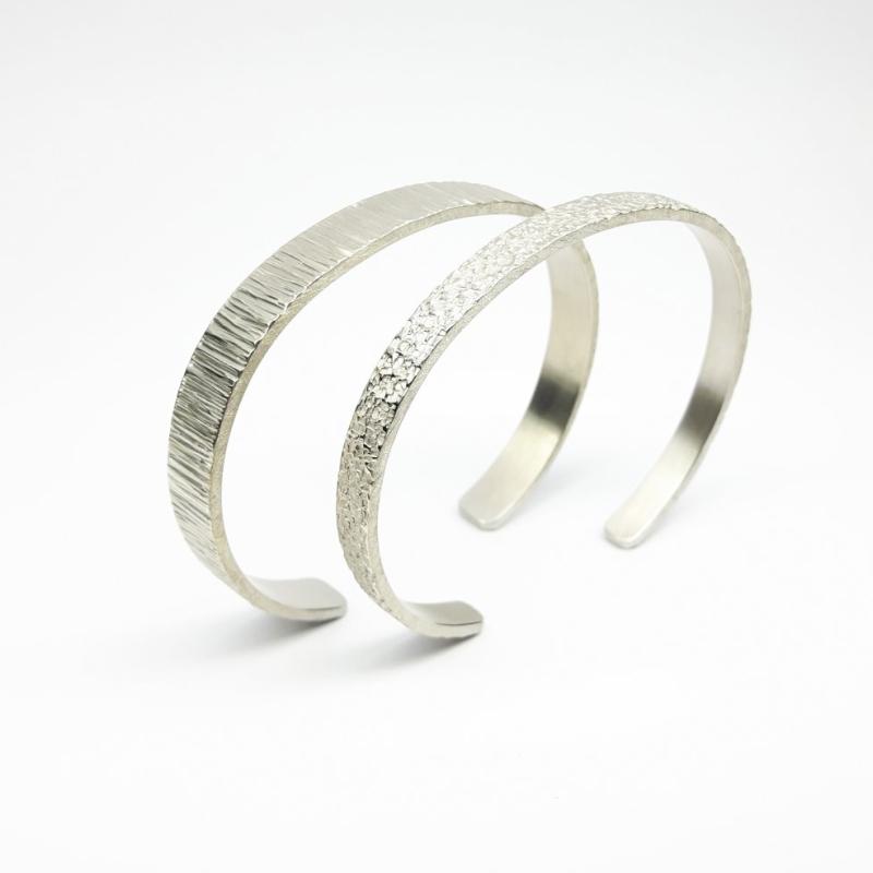 Bracelet en argent 925/- martelé. Pièce unique.