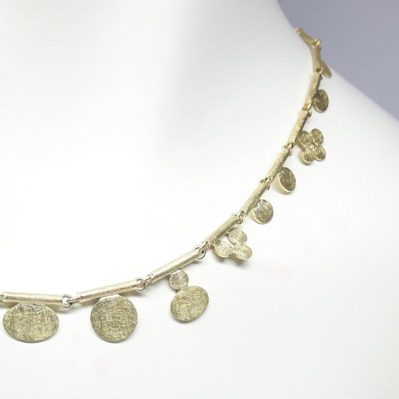 Collier fait main en or jaune 18kt. pièce unique.