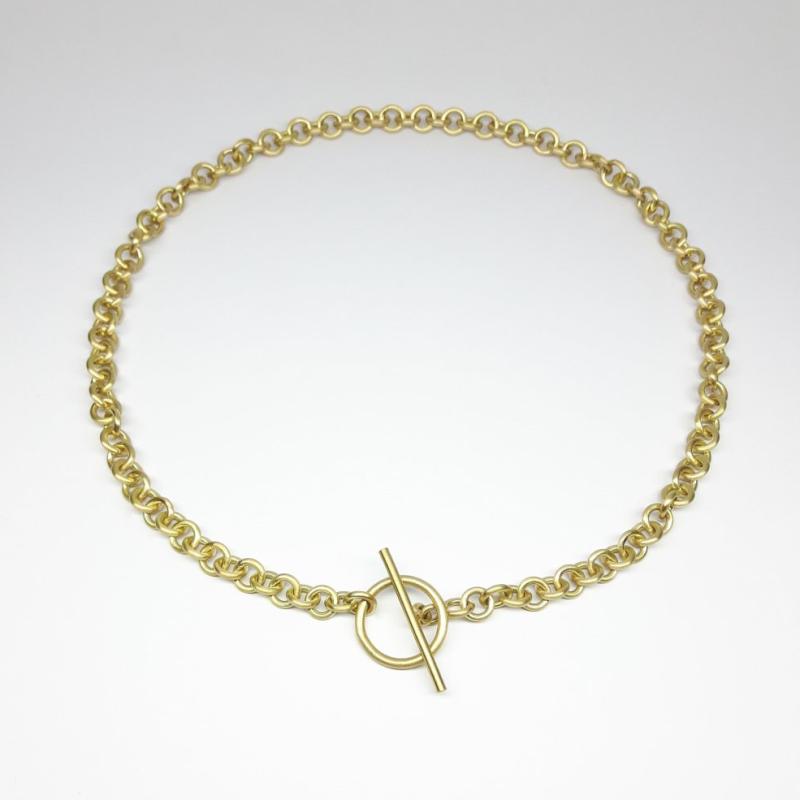 Collier entièrement fait à la main en or jaune 18kt. Pièce unique.