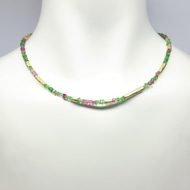 Collier en or jaune 18kt, tsavorite et tourmaline rose. Pièce unique.