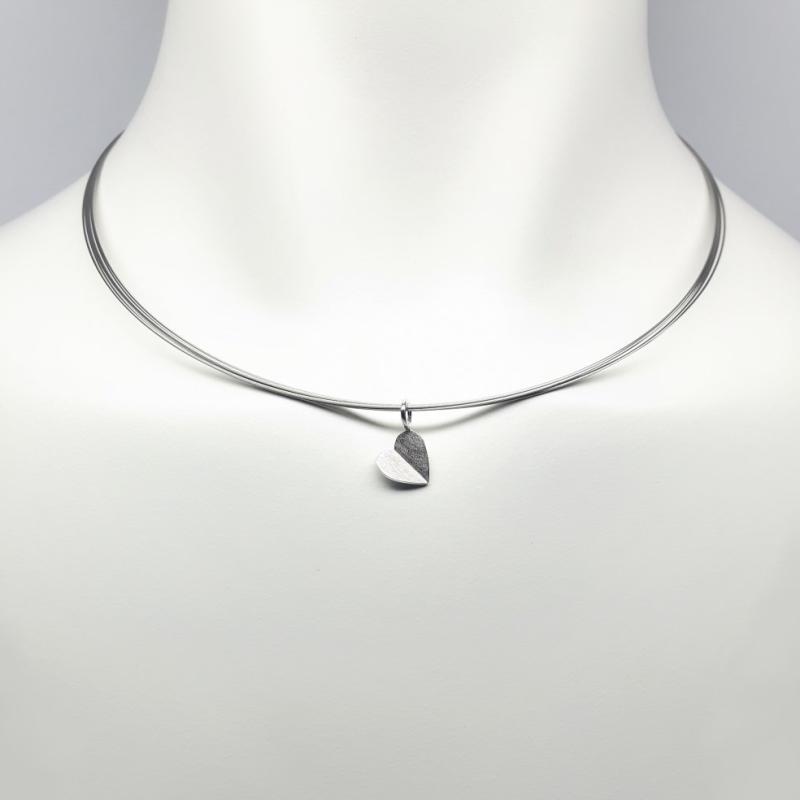 Pendentif coeur en or blanc 18kt.